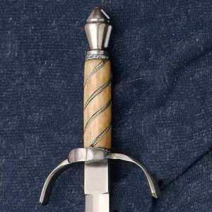 Left Hand Dagger