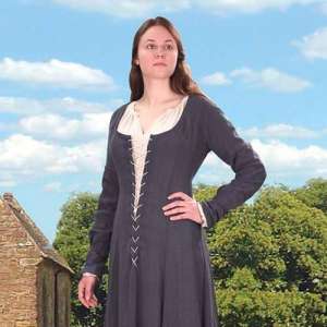 Maid Marion Huntingdon Dress w/ Chemise