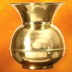 Spittoon