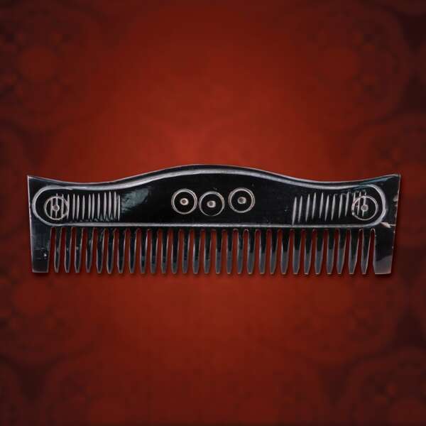 Darkened Horn Viking Comb