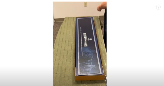Unboxing Royal Armouries x Windlass Steelcrafts Collection 15th Century Longsword